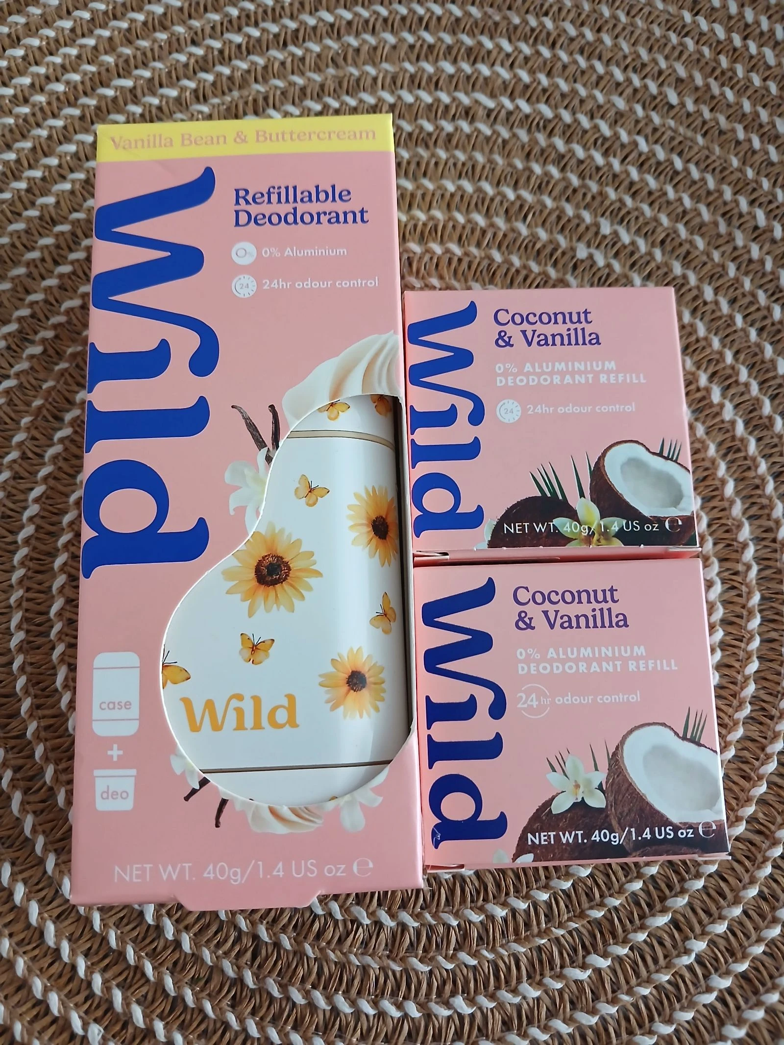 Déodorant Wild avec ses 2 recharges en plus 